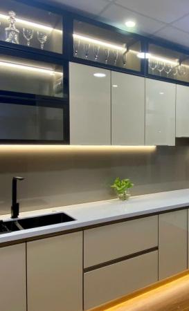 TỦ BẾP HỘP KIM HIỆN ĐẠI 